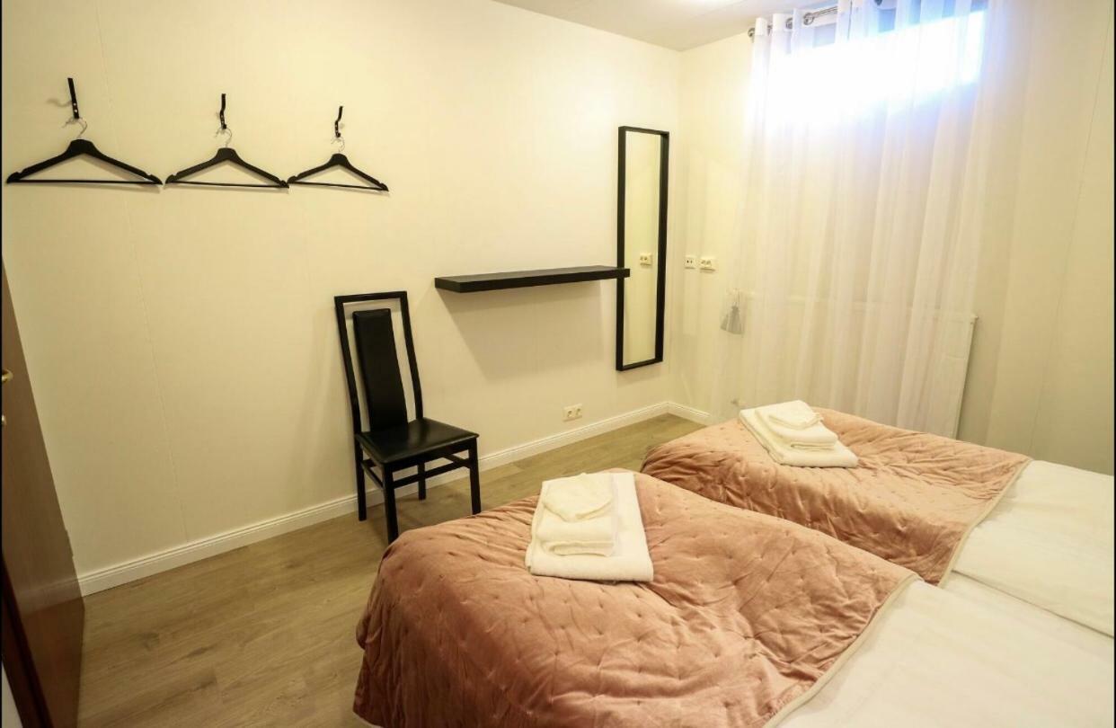 10B Gamla Laeknishusith Hg15108 Ξενοδοχείο Saudarkrokur Εξωτερικό φωτογραφία